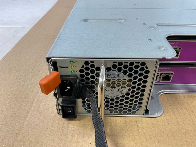 Dell (equallogic ps4100) - 24x 1.2tb sas scalable rackmount storage - afbeelding 6 van  8