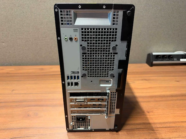 Dell g5 5000 desktop - afbeelding 4 van  8