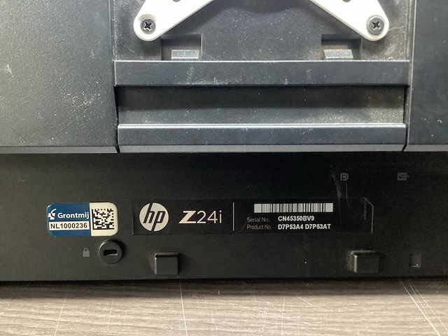 Dell, hp - monitoren (3x) - afbeelding 7 van  14