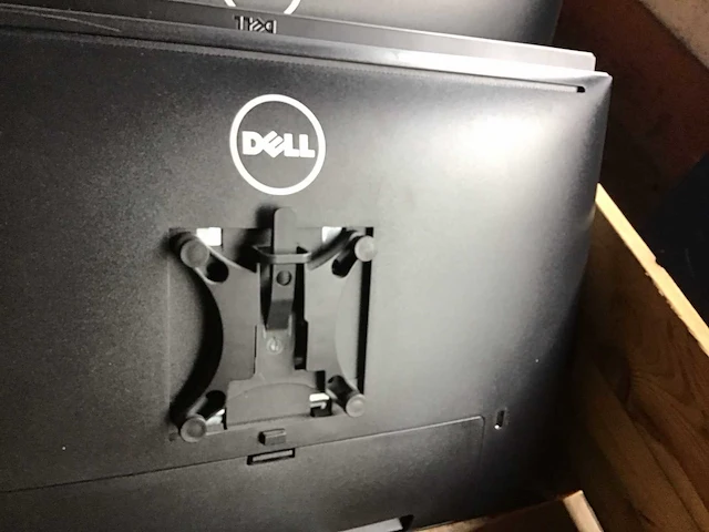 Dell / iiyama monitoren (24x) - afbeelding 3 van  9