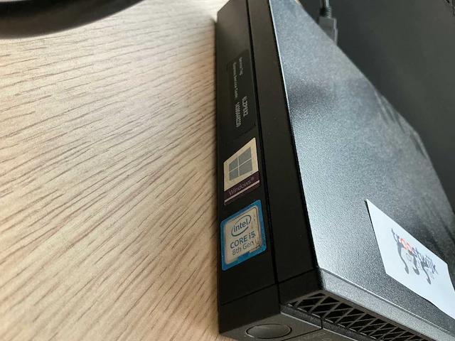 Dell inc. optiplex 3060 desktop - afbeelding 4 van  5