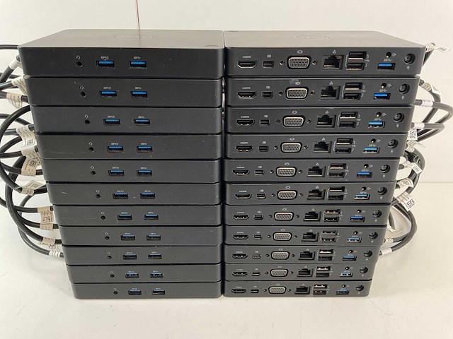 Dell (k17a001) usb-c universal docking stations (22x) - afbeelding 1 van  9