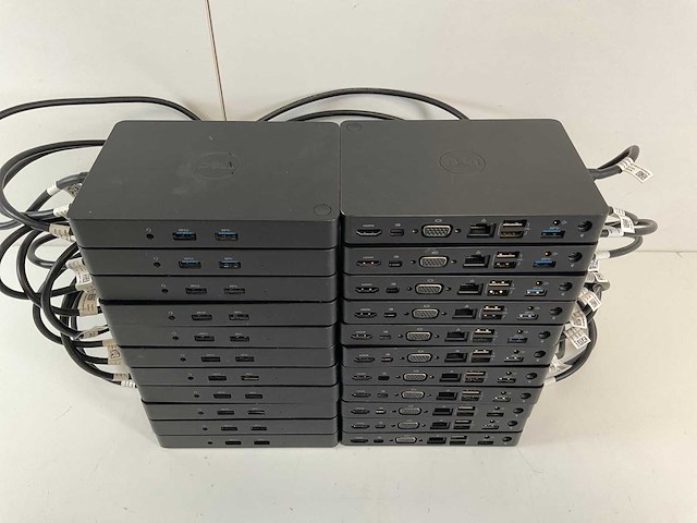 Dell (k17a001) usb-c universal docking stations (22x) - afbeelding 2 van  9