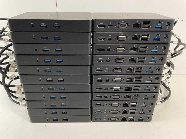 Dell (k17a001) usb-c universal docking stations (22x) - afbeelding 1 van  9