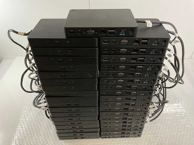 Dell (k17a001) usb-c universal docking stations (37x) - afbeelding 1 van  3