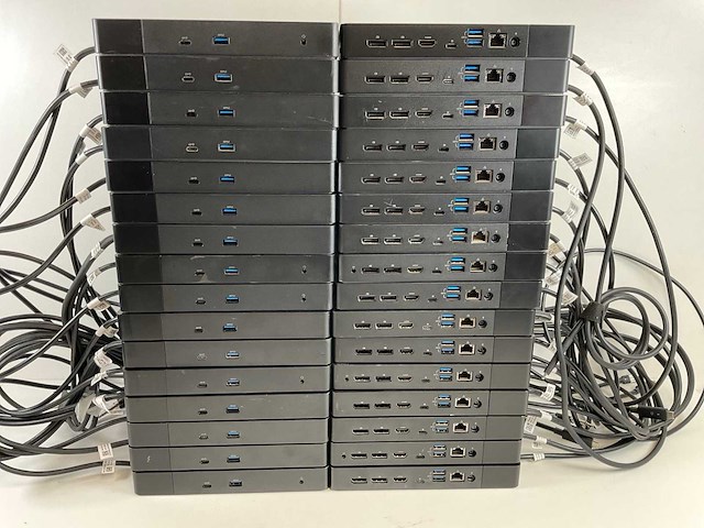 Dell (k20a001) usb-c universal docking stations (32x) - afbeelding 1 van  7