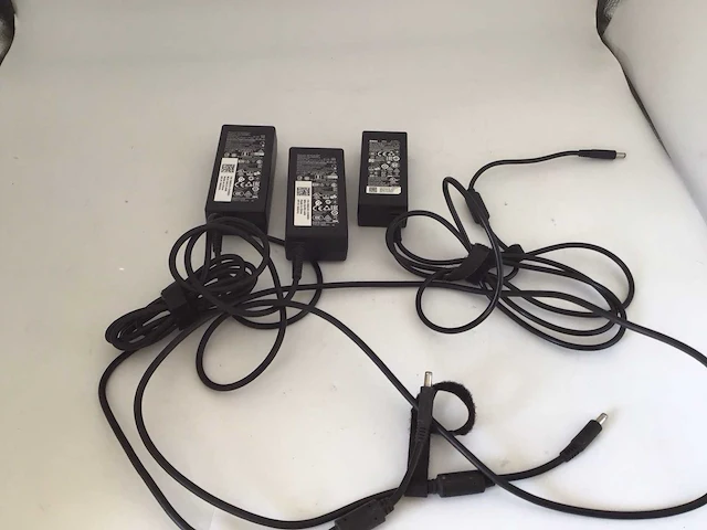 Dell laptop adapter dunne pin computeronderdeel (3x) - afbeelding 2 van  4