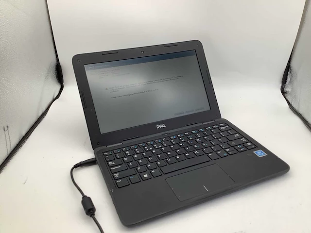 Dell latitude 3190 laptop - afbeelding 1 van  8