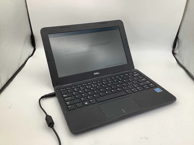 Dell latitude 3190 laptop - afbeelding 2 van  8