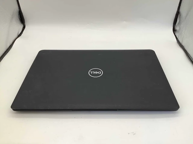 Dell latitude 3500 i5-8265u laptop - afbeelding 8 van  10