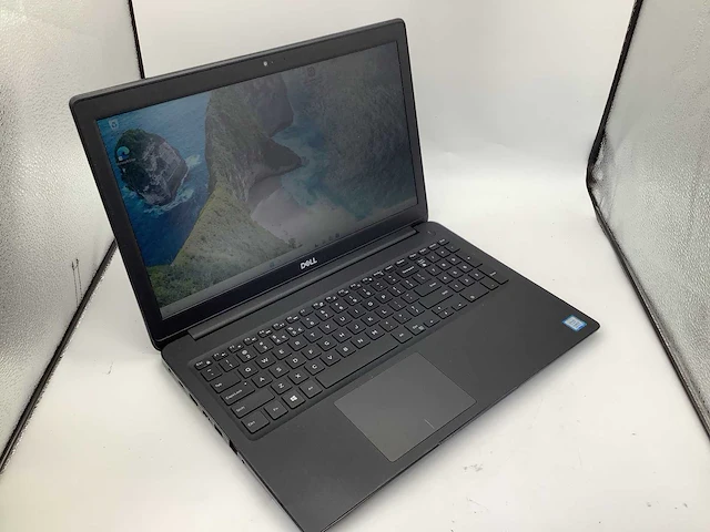 Dell latitude 3500 i5-8265u laptop - afbeelding 1 van  10