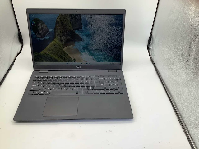 Dell latitude 3510 i3 10th gen laptop - afbeelding 4 van  6