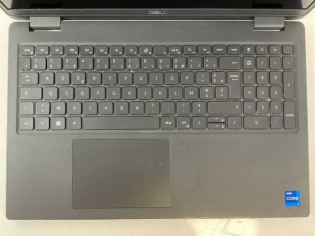 Dell latitude 3520 15.6”, core(tm) i7 11th gen, 8 gb ram, 256 gb nvme laptop - afbeelding 4 van  7