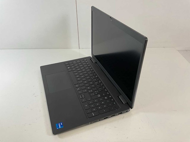 Dell latitude 3520 15.6”, core(tm) i7 11th gen, 8 gb ram, 256 gb nvme laptop - afbeelding 1 van  3