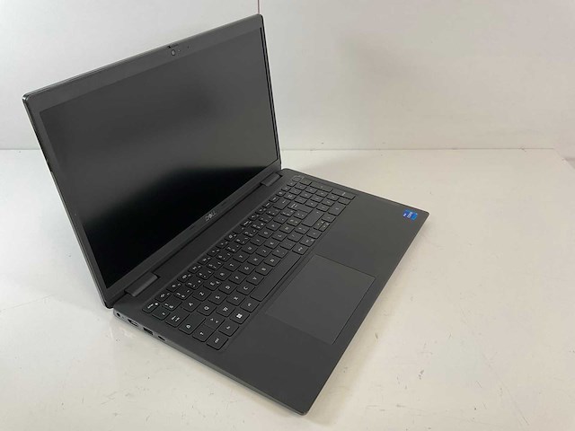 Dell latitude 3520 15.6”, core(tm) i7 11th gen, 8 gb ram, 256 gb nvme laptop - afbeelding 2 van  7