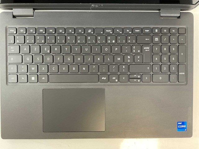 Dell latitude 3520 15.6”, core(tm) i7 11th gen, 8 gb ram, 256 gb nvme laptop - afbeelding 4 van  7