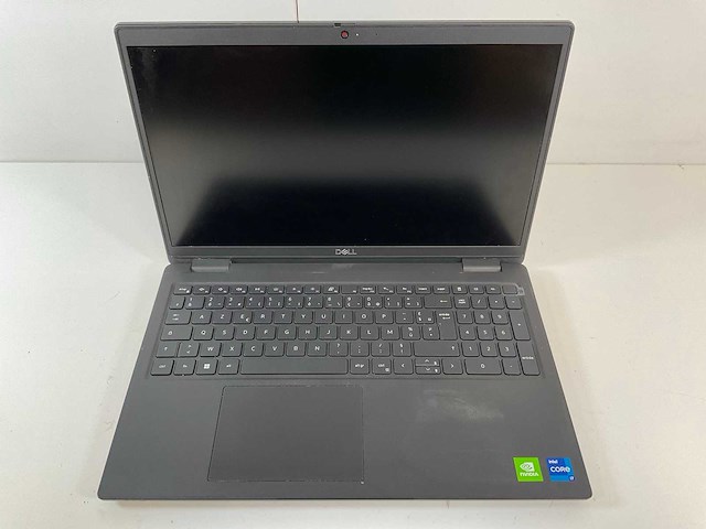 Dell latitude 3520 15.6”, core(tm) i7 11th gen, 8 gb ram, 256 gb nvme, nvidia geforce mx350 2 gb laptop - afbeelding 1 van  7