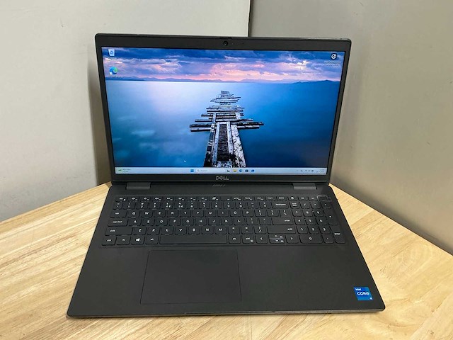 Dell latitude 3520 laptop - afbeelding 1 van  7
