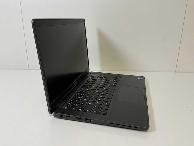 Dell latitude 5300 13.3”, core(tm) i7 8th gen, 16 gb ram, 512 gb nvme laptops (2x) - afbeelding 3 van  16