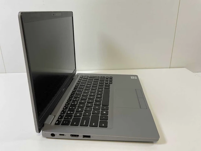 Dell latitude 5310 13.3”, core(tm) i7 10th gen, 16 gb ram, 256 gb nvme laptop - afbeelding 2 van  7