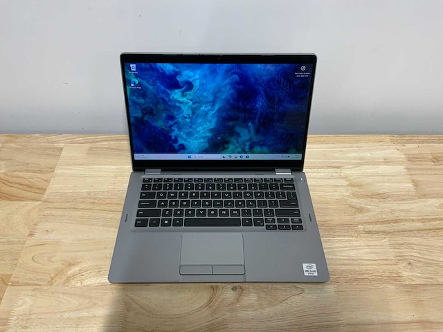 Dell latitude 5310 2-in-1 laptop - afbeelding 1 van  8