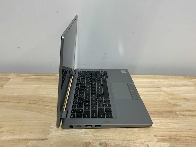 Dell latitude 5310 2-in-1 laptop - afbeelding 4 van  8