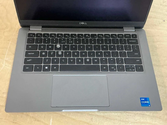 Dell latitude 5320 - i5-1135g7 laptop - afbeelding 3 van  4