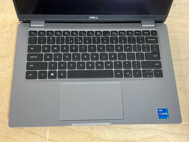 Dell latitude 5320 - i5-1135g7 laptop - afbeelding 3 van  4