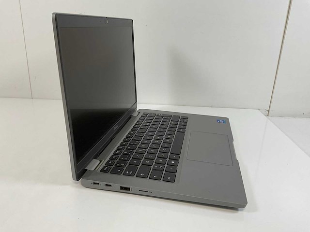 Dell latitude 5320 13,2”, core(tm) i7 11th gen, 16 gb ram, 512 gb nvme laptop - afbeelding 2 van  5