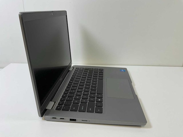 Dell latitude 5320 13.3”, core(tm) i5 11th gen, 16 gb ram, 256 gb nvme laptop - afbeelding 2 van  5