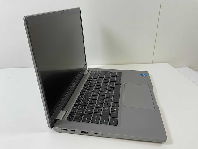 Dell latitude 5320 13.3”, core(tm) i5 11th gen, 16 gb ram, 256 gb nvme laptop - afbeelding 2 van  7