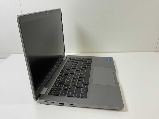 Dell latitude 5320 13.3”, core(tm) i5 11th gen, 16 gb ram, 256 gb nvme laptop - afbeelding 2 van  7