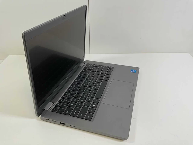 Dell latitude 5320 13.3”, core(tm) i5 11th gen, 16 gb ram, 256 gb nvme laptop - afbeelding 1 van  6