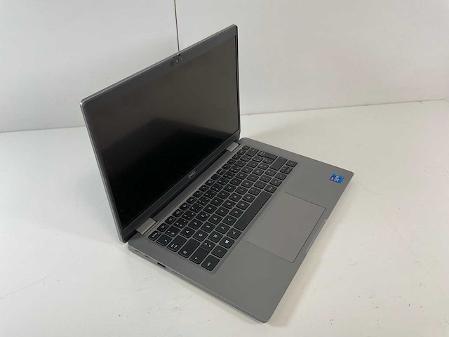 Dell latitude 5320 13.3”, core(tm) i7 11th gen, 16 gb ram, 512 gb nvme laptop - afbeelding 1 van  2