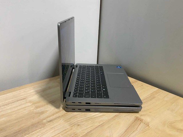 Dell latitude 5320 laptop (2x) - afbeelding 5 van  10