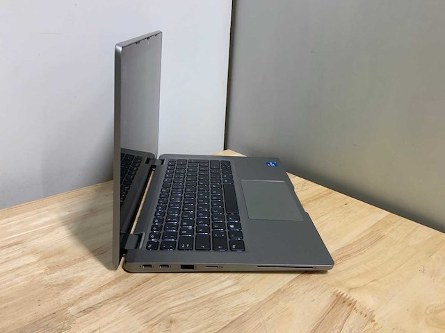 Dell latitude 5320 laptop - afbeelding 3 van  7