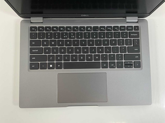 Dell latitude 5330 13,2”, core(tm) i5 12th gen, 16 gb ram, 512 gb nvme laptop - afbeelding 4 van  7