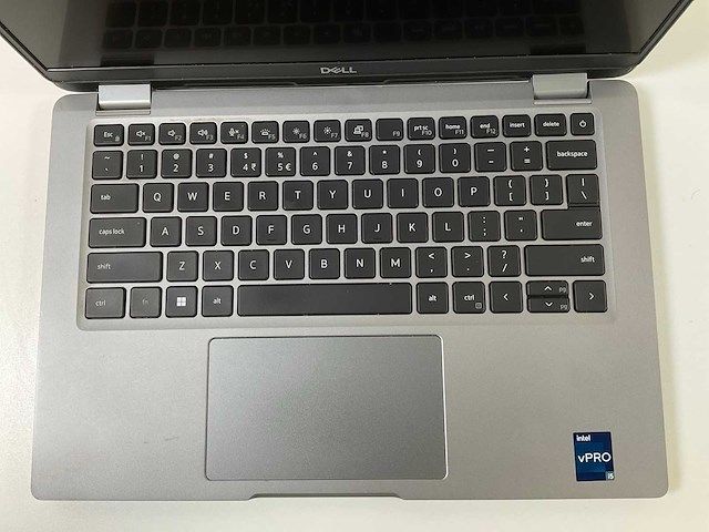 Dell latitude 5330 13.3”, core(tm) i5 12th gen, 16 gb ram, 256 gb nvme laptop - afbeelding 3 van  5