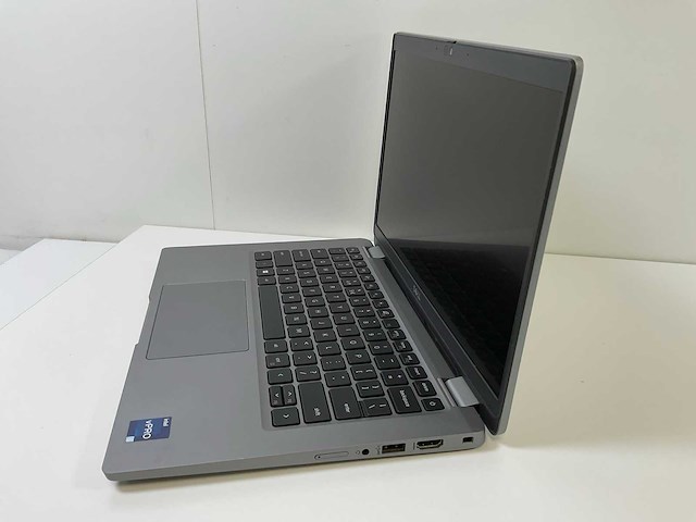 Dell latitude 5330 13.3”, core(tm) i5 12th gen, 16 gb ram, 256 gb nvme laptop - afbeelding 2 van  4