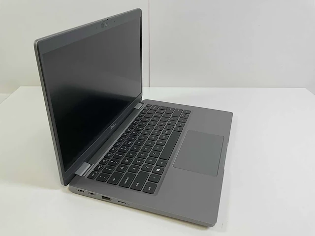 Dell latitude 5330 13.3”, core(tm) i5 12th gen, 16 gb ram, 256 gb nvme laptop - afbeelding 2 van  7