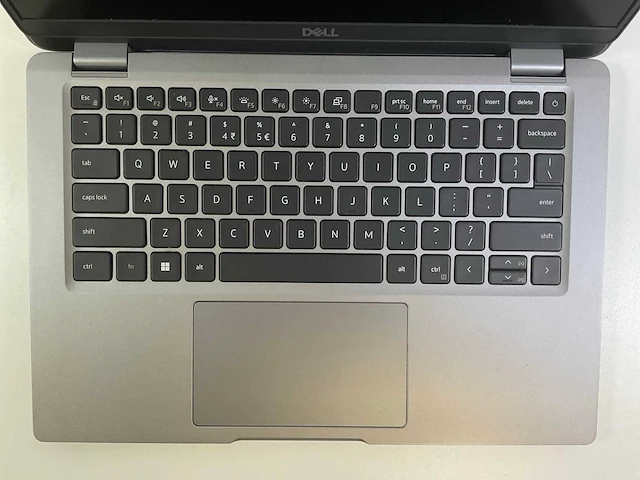 Dell latitude 5330 13.3”, core(tm) i5 12th gen, 16 gb ram, 256 gb nvme laptop - afbeelding 4 van  7