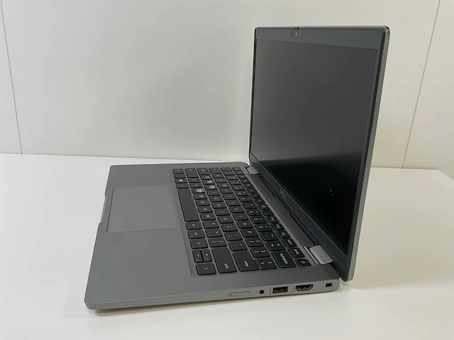 Dell latitude 5330 13.3”, core(tm) i5 12th gen, 16 gb ram, 256 gb nvme laptop - afbeelding 3 van  7