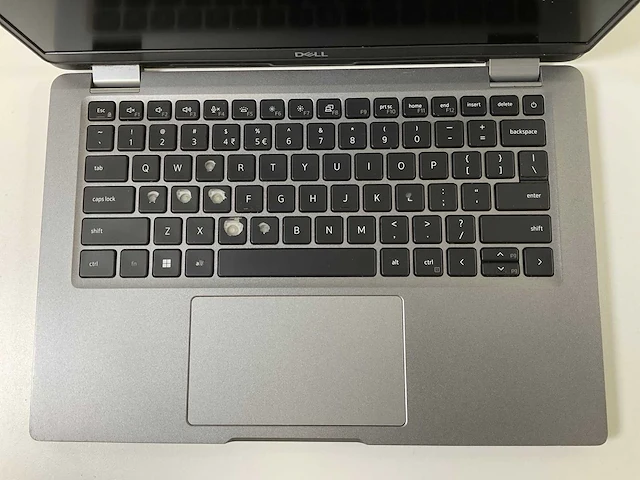 Dell latitude 5330 13.3”, core(tm) i5 12th gen, 16 gb ram, 256 gb nvme laptop - afbeelding 4 van  7