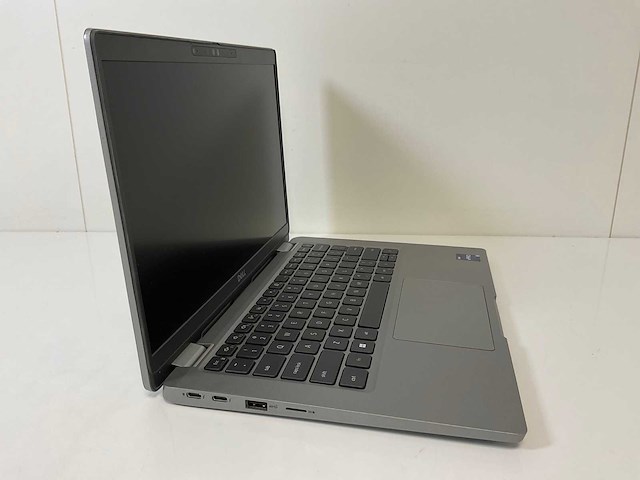 Dell latitude 5330 13.3”, core(tm) i5 12th gen, 16 gb ram, 512 gb nvme laptop - afbeelding 2 van  7