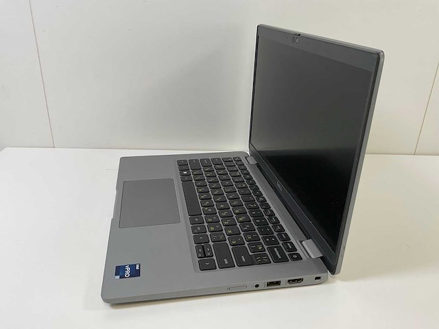 Dell latitude 5330 13.3”, core(tm) i7 12th gen, 16 gb ram, 256 gb nvme laptop - afbeelding 3 van  7