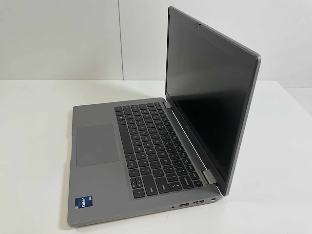 Dell latitude 5330 13.3”, core(tm) i7 12th gen, 16 gb ram, 256 gb nvme laptop - afbeelding 3 van  7