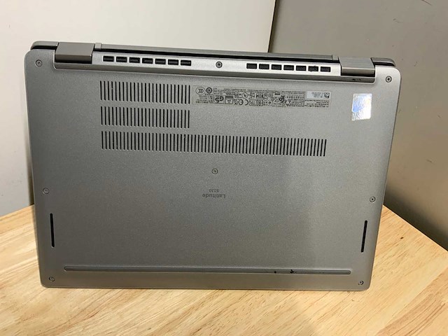 Dell latitude 5330 (i5-gen12) laptop - afbeelding 9 van  9