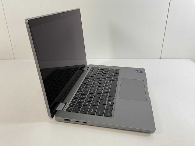 Dell latitude 5340 13.3”, core(tm) i5 13th gen, 16 gb ram, 256 gb nvme touchscreen laptop - afbeelding 2 van  7