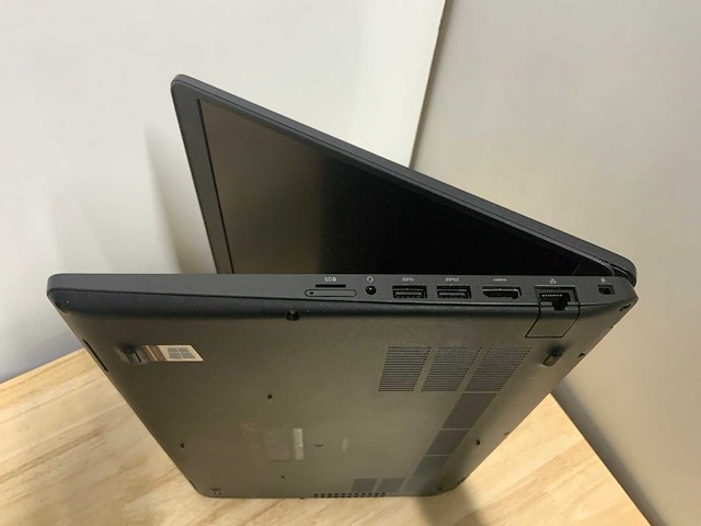 Dell latitude 5410 laptop - afbeelding 5 van  7