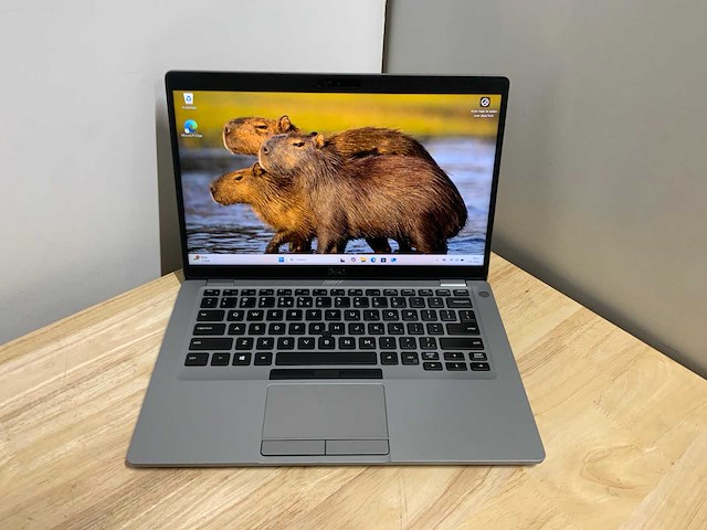 Dell latitude 5410(i7) laptop - afbeelding 1 van  8